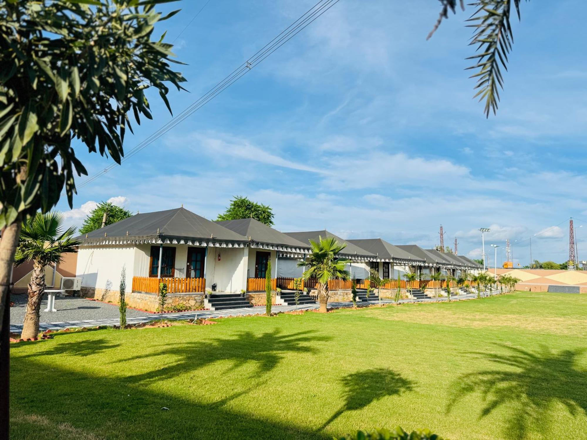 Royal Rajasthan Resort Sikar Exteriér fotografie