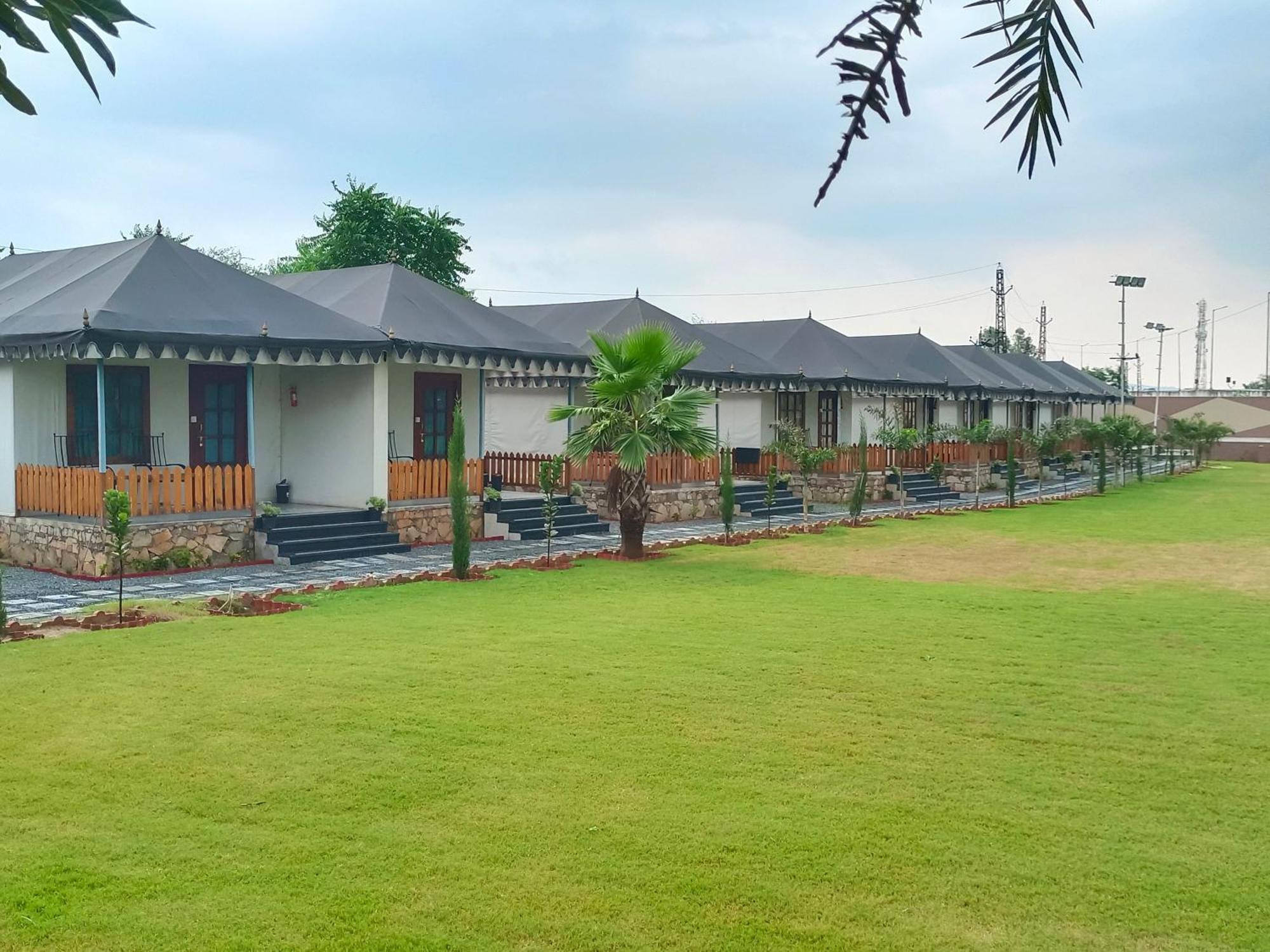 Royal Rajasthan Resort Sikar Exteriér fotografie
